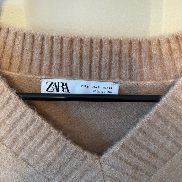 Zara V-Neck Sweater - Size S - Picture 5 of 5